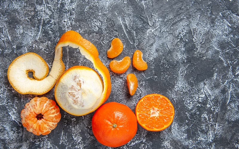 Casca de cítricos: uma forma natural de limpar a pia